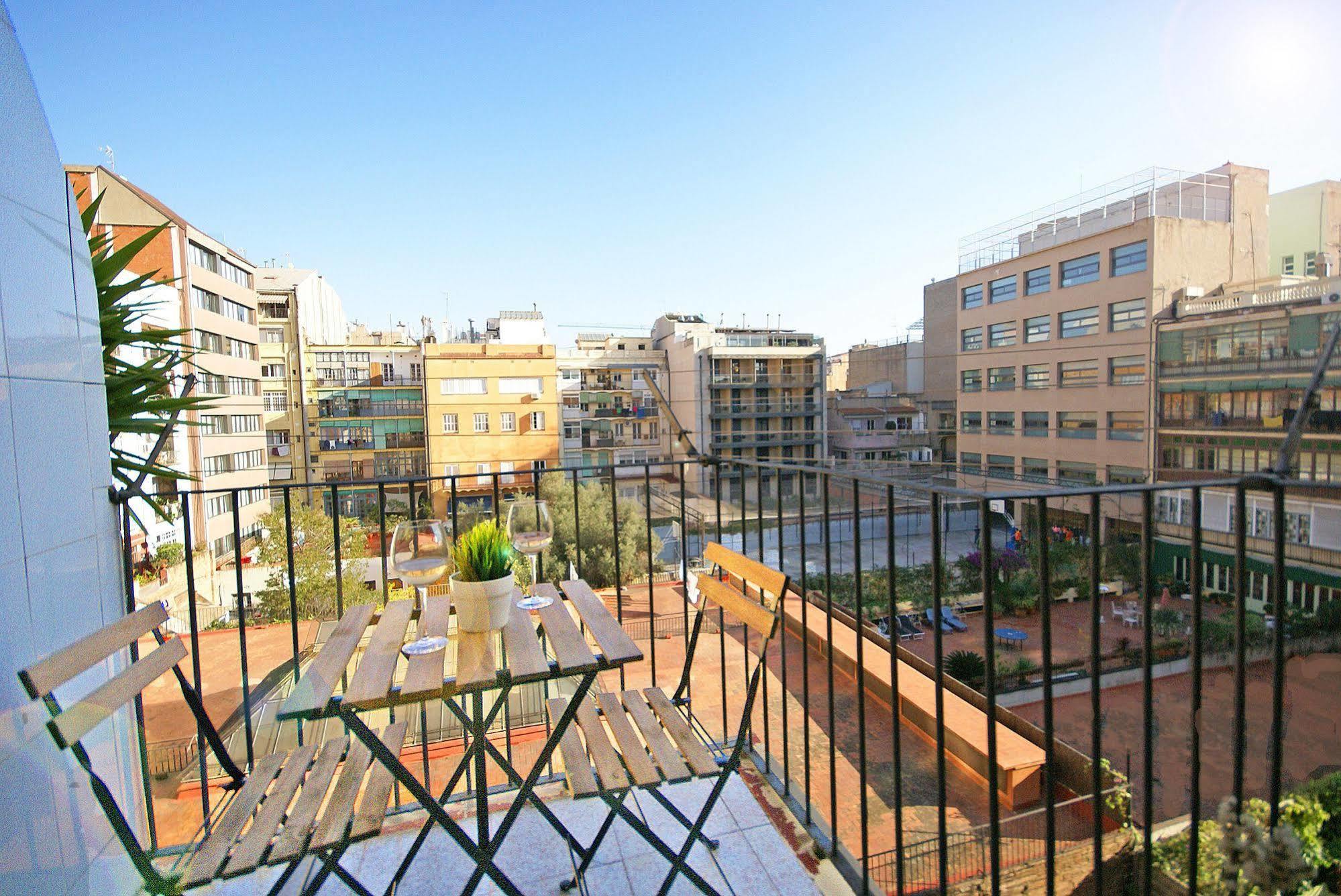 Flateli Aribau Lejlighed Barcelona Eksteriør billede
